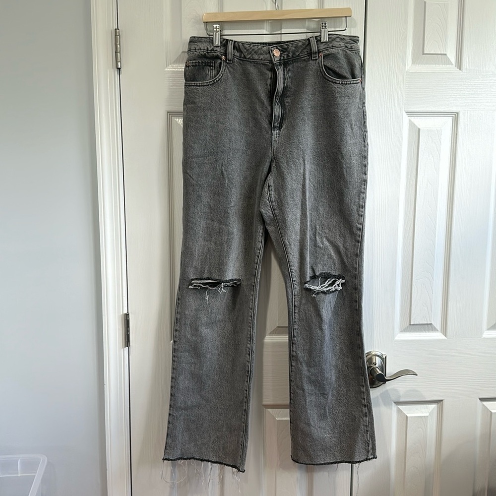 EUC Garage Faded Black 90’s Straight Jeans - Size 11” (waist 30)